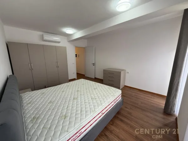 Tirane, jepet me qera apartament 2+1 Kati 1, 82 m² 700 € (Kodra e Diellit)