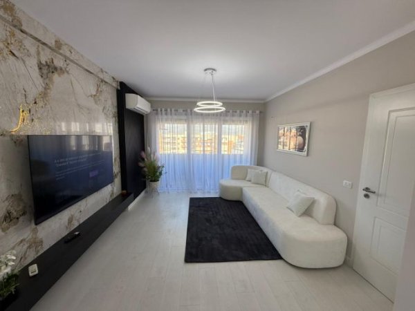 Tirane, shitet apartament 2+1 , 99 m² 155.000 € (astir)