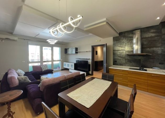 Tirane, shitet apartament 2+1 Kati 5, 105 m² 157.000 € (astir)