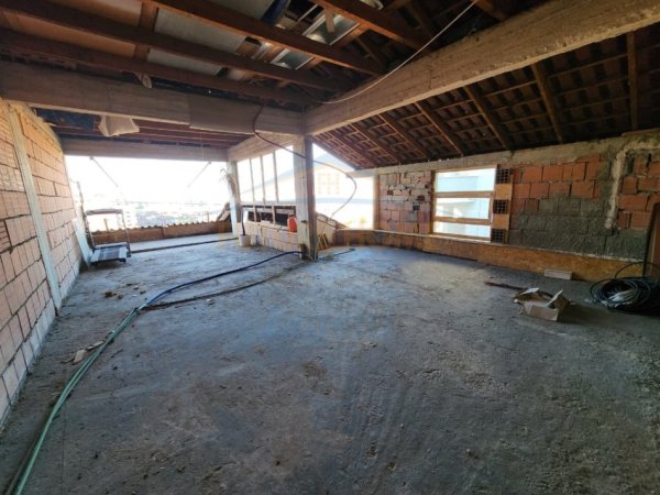 Tirane, jepet me qera shtepi 3 Katshe Kati 1, 239 m² 600 € 