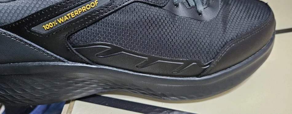 Tirane, shes Atlete Skechers SKECH-LITE PRO - ANKKOR 70 €