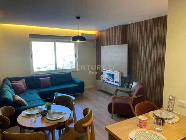 Durres, shitet apartament 2+1 Kati 6, 110 m² 150.000 € (Plazh Iliria)