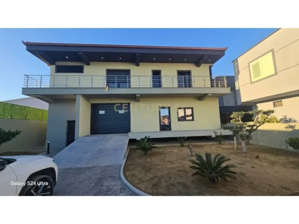 Durres, shitet Vile 1 Katshe Kati 1, 325 m² 380.000 € (Ish Keneta , Durres)