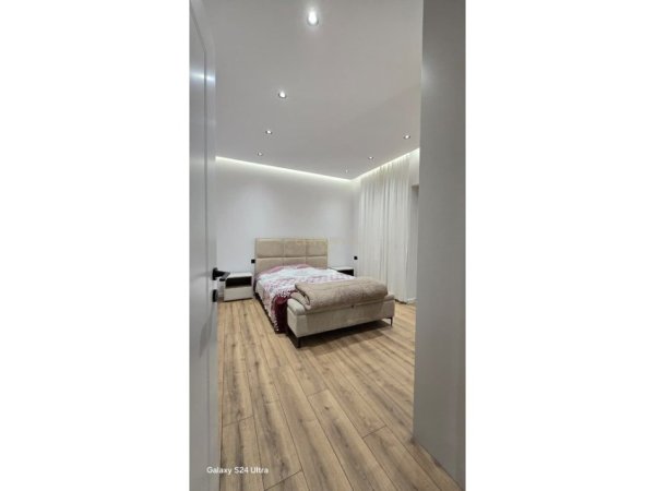 Durres, shitet Vile 1 Katshe Kati 1, 325 m² 380.000 € (Ish Keneta , Durres)