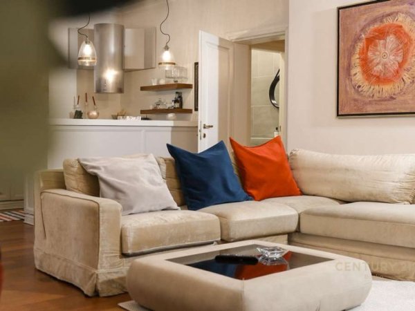 Tirane, shitet apartament 3+1 Kati 1, 102 m² 469.000 € (Garda e Republikes ,Blloku)