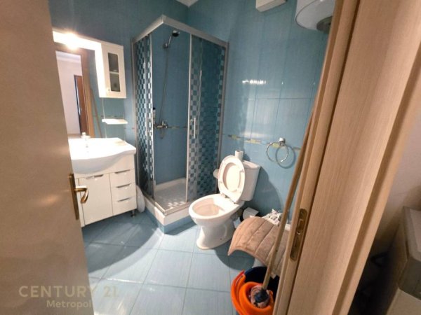 Tirane, jepet me qera apartament 2+1+Aneks+Ballkon Kati 3, 106 m² 630 € (Jordan Misja)