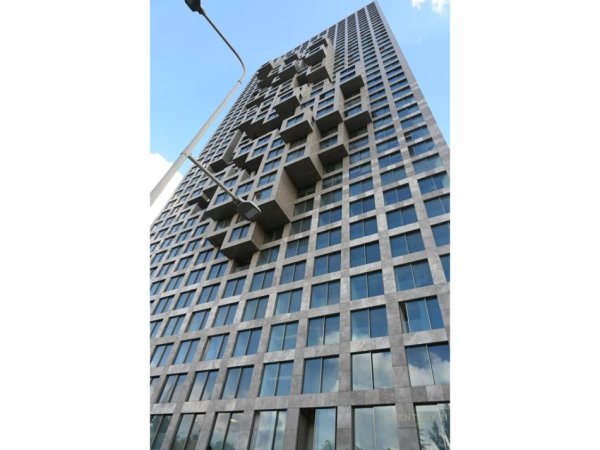Tirane, shitet apartament 3+1 , 237 m² 975.000 € (Down Town)