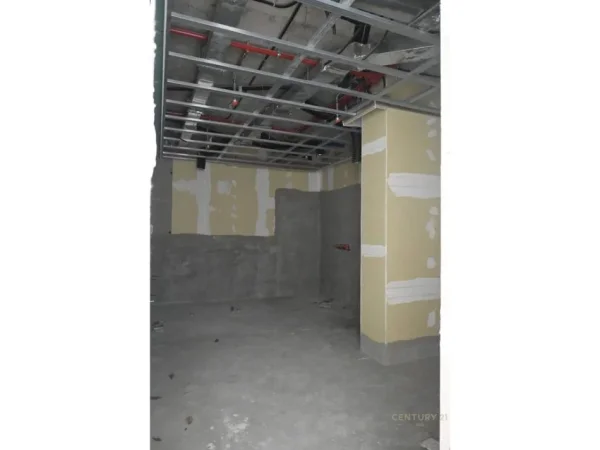 Tirane, shitet apartament 3+1 , 237 m² 975.000 € (Down Town)