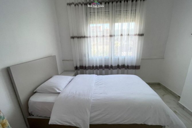 Tirane, jepet me qera apartament 2+1+Ballkon Kati 1, 90 m² 600 € (Astir)