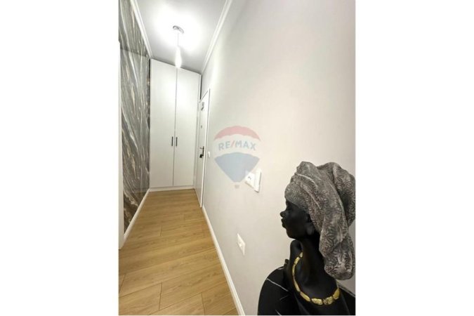 Tirane, shitet apartament 1+1 Kati 3, 43 m² 121.000 € (Rruga Peti (ID: 530471001-328)