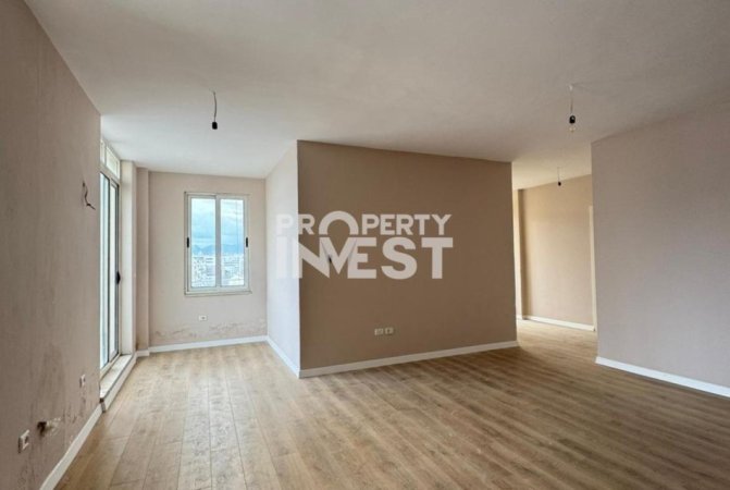 Tirane, shitet apartament 2+1 Kati 5, 110 m² 180.000 € (Astir)