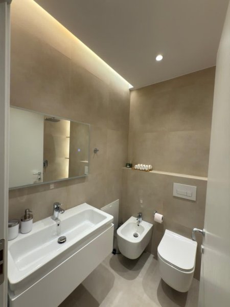 Tirane, shes garsonier 1+1 Kati 8, 25 m² 118.000 € (RRUGA MEHDI FRASHERI)