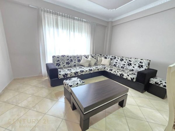 Tirane, jepet me qera apartament 2+1 Kati 3, 106 m² 630 € (Jordan Misja)