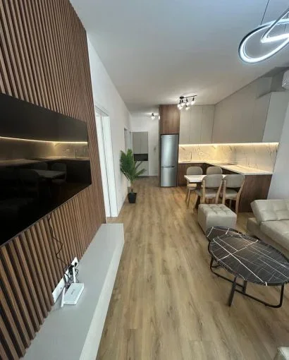 Tirane, jepet me qera apartament 2+1+Aneks+Ballkon Kati 8, 77 m² 1.000 € (rruga e durresit)