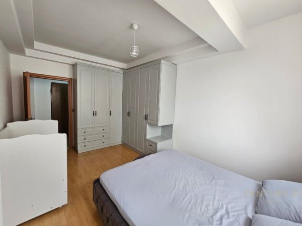 Tirane, jepet me qera apartament 2+1 Kati 2, 94 m² 600 € (Kopeshti Zologjik)