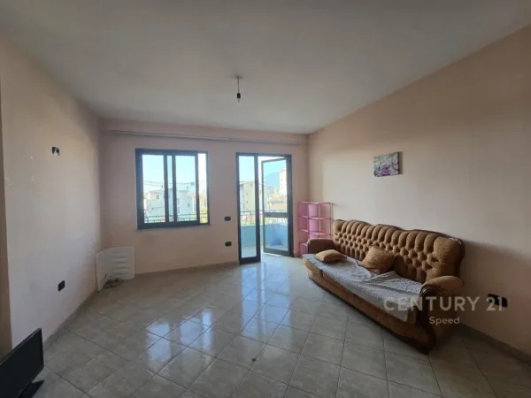 Tirane, shitet apartament 2+1 Kati 5, 95 m² 150.000 € (Tregu Elektrik)
