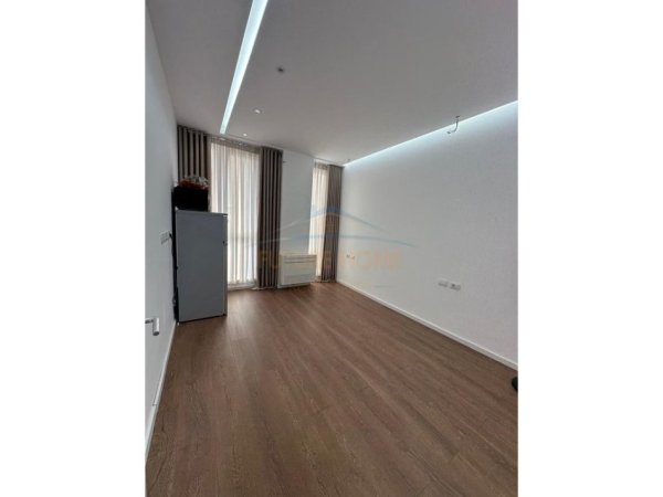 Tirane, shitet apartament 3+1+Ballkon Kati 3, 150 m² 350.000 € (Bulevardi i Ri)
