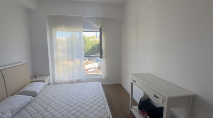 Tirane, jepet me qera apartament 1+1 Kati 2, 70 m² 400 € (Rezidenca Kaimi)