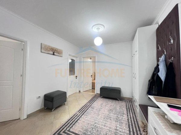 Tirane, shitet apartament 2+1+Ballkon Kati 2, 102 m² 135.000 € (Fresku Rruga e Thesarit)