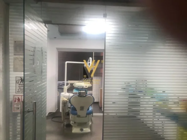 Tirane, shitet ambjent biznesi Kati 2, 70 m² 160.000 € (PAZARI I RI)