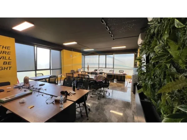 Tirane, shitet ambjent biznesi Kati 1, 400 m² 1.200.000 € 