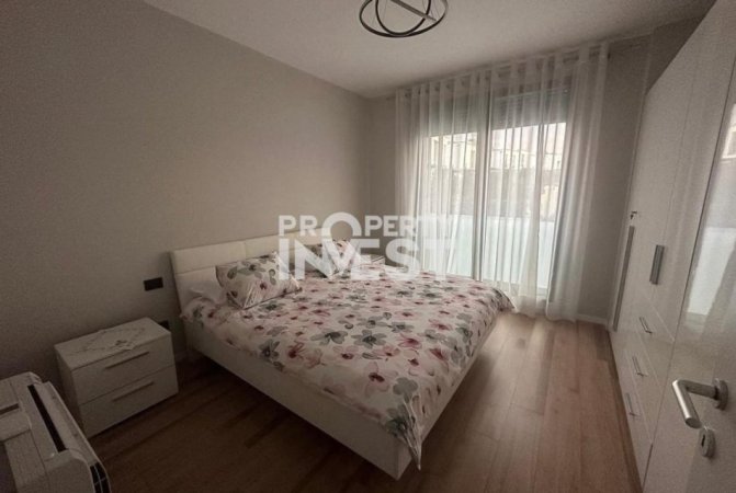 Tirane, shitet apartament 1+1 Kati 4, 80 m² 220.000 € (Teg)