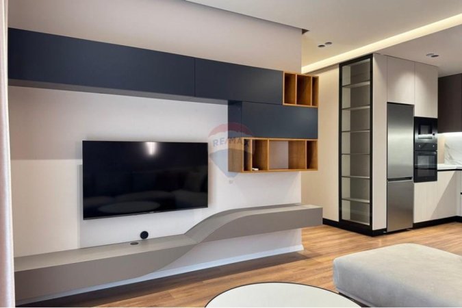 Tirane, jepet me qera 1+1 Kati 2, 1.000 € (Mine Peza)