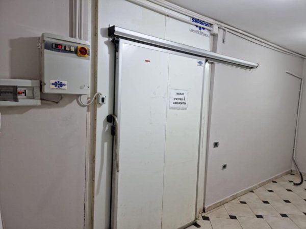 Tirane, shitet ambjent biznesi Kati 0, 285 m² 345.000 € (Rruga Ilia Dilo Sheperi , Selite)