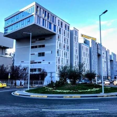 Tirane, shitet apartament 1+1+Ballkon Kati 1, 76 m² 215.000 € (Komuna e Parisit)