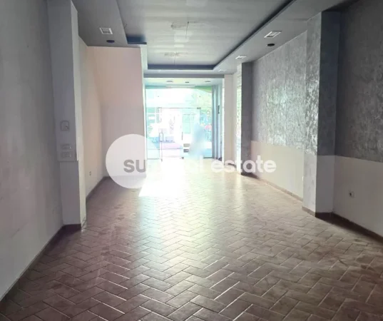 Shkoder, shitet ambjent biznesi Kati 0, 222 m² (TRUMA DUGAJEVE TE REJA)