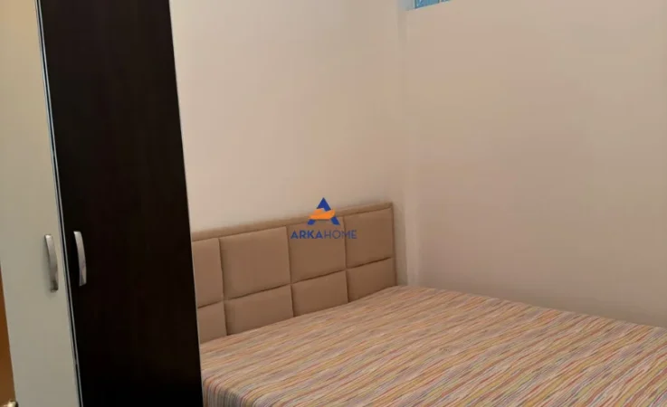 Tirane, jap me qera Vile 1+1 Kati 1, 45 m² 363 € (Rruga njazi meka)