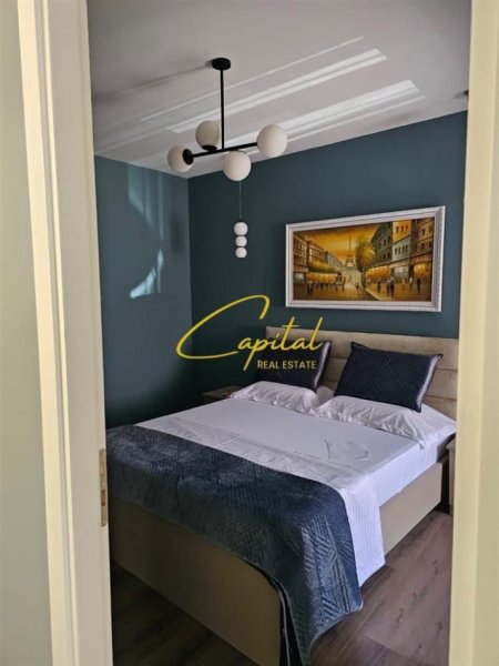 Tirane, jepet me qera apartament 1+1 Kati 1, 55 m² 700 € (RRUGA FORTUZI)