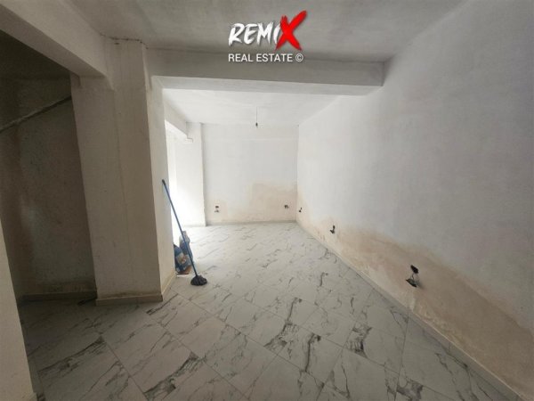 Durres, jepet me qera ambjent biznesi Kati 0, 30 m² 200 € 