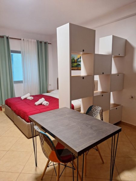 Tirane, shitet apartament 2+1 Kati 2, 186.000 € 