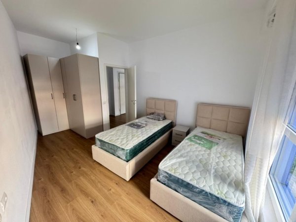 Tirane, jepet me qera apartament 1+1 Kati 2, 400 € 