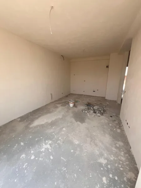 Tirane, shitet apartament 1+1+Ballkon Kati 2, 81 m² 159.400 € (Mjull-Bathore)