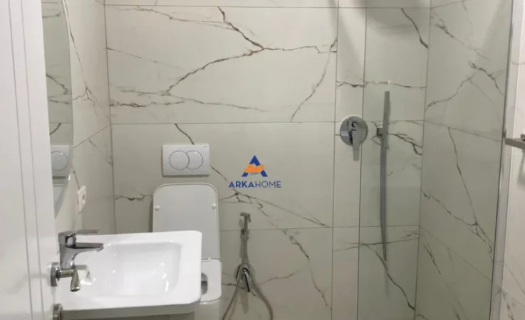 Tirane, jepet me qera apartament 1+1+Ballkon Kati 1, 73 m² 778 € 