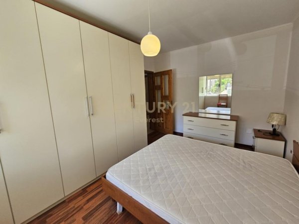 Tirane, shitet apartament 2+1+Ballkon Kati 2, 68 m² 130.000 € (RRUGA ALI VISHA)