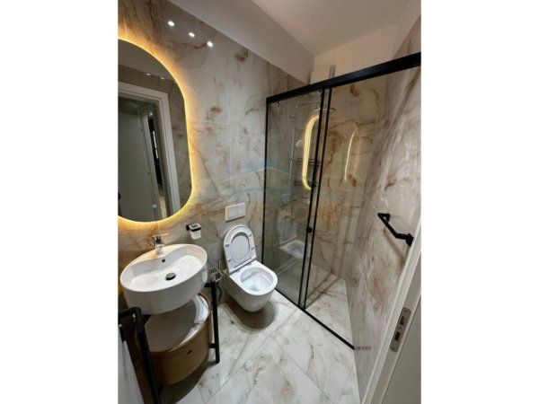 Tirane, jap me qera apartament 2+1 Kati 3, 105 m² 1.100 € (KODRA E DIELLIT 1)