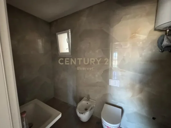 Tirane, shitet apartament 2+1+Ballkon Kati 7, 105 m² 197.000 € (DON BOSKO)