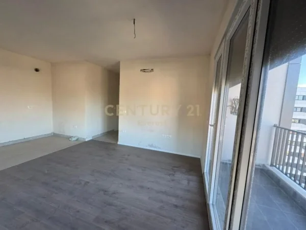 Tirane, shitet apartament 2+1+Ballkon Kati 7, 105 m² 197.000 € (DON BOSKO)