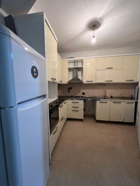 Tirane, shitet apartament 2+1 Kati 8, 96 m² 110.000 € (ASTIR)