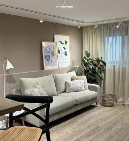 Tirane, jepet me qera Vile 2+1 Kati 3, 80 m² 750 € (Prane Kompleksit Grand, rruga Ali Visha)