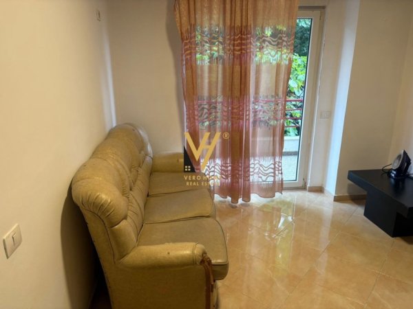Tirane, jepet me qera apartament 1+1+Ballkon Kati 2, 60 m² 400 € (LIQENI I THATE)