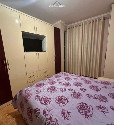 Tirane, jepet me qera apartament 2+1+Ballkon Kati 3, 90 m² 800 € (prane Kadastres)