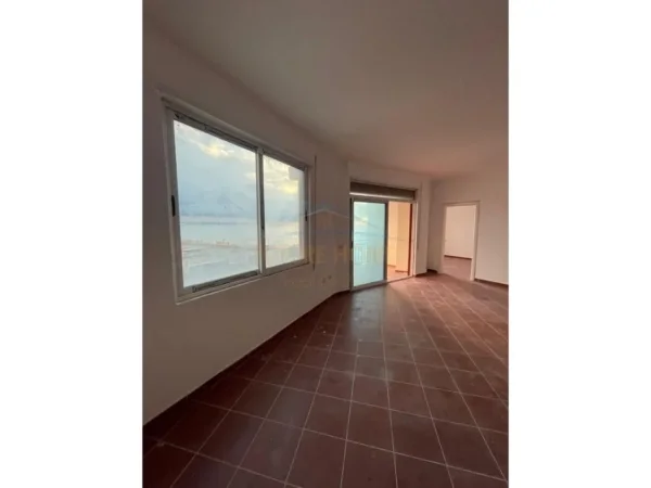 Durres Plazh, shitet apartament 1+1 Kati 7, 106 m² 165.000 € 