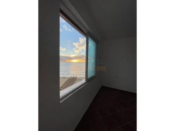 Durres Plazh, shitet apartament 1+1 Kati 7, 106 m² 165.000 € 