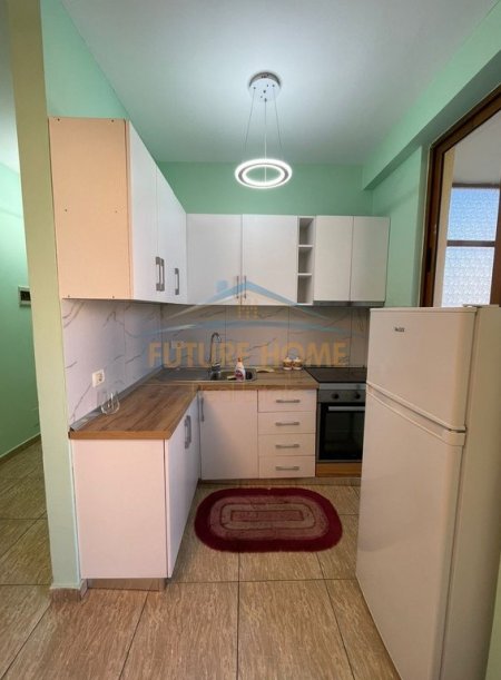 Tirane, jap me qera apartament 1+1 Kati 2, 75 m² 550 € (Ish Restorant Durresi)