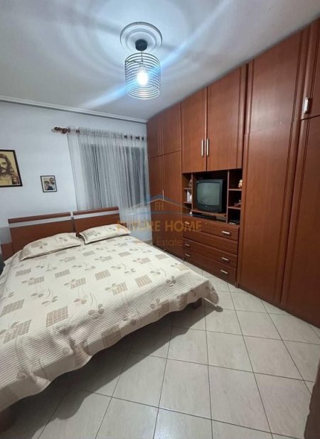 Tirane, jepet me qera apartament 2+1 Kati 2, 72 m² 500 € (Porcelan)
