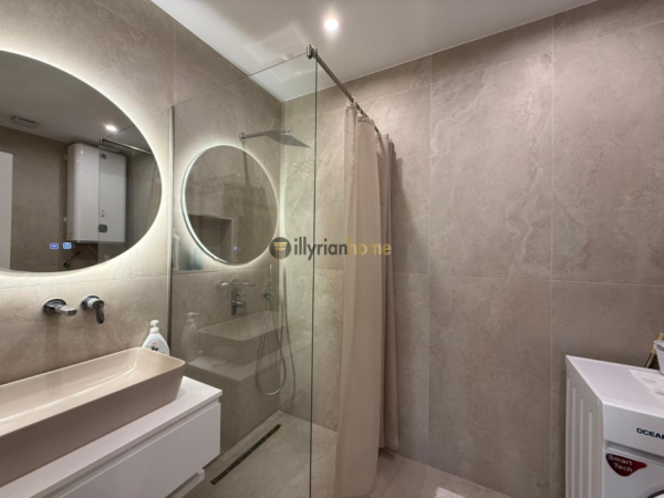 Durres, shitet apartament 1+1+Ballkon Kati 6, 79 m² 150.000 € (Golem)